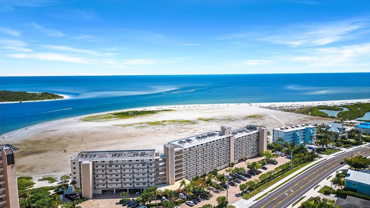 Carlos Pointe 233, 2 Bedrooms, Sleeps 4, Gulf Front, Elevator, Heated Pool Fort Myers Beach Kültér fotó